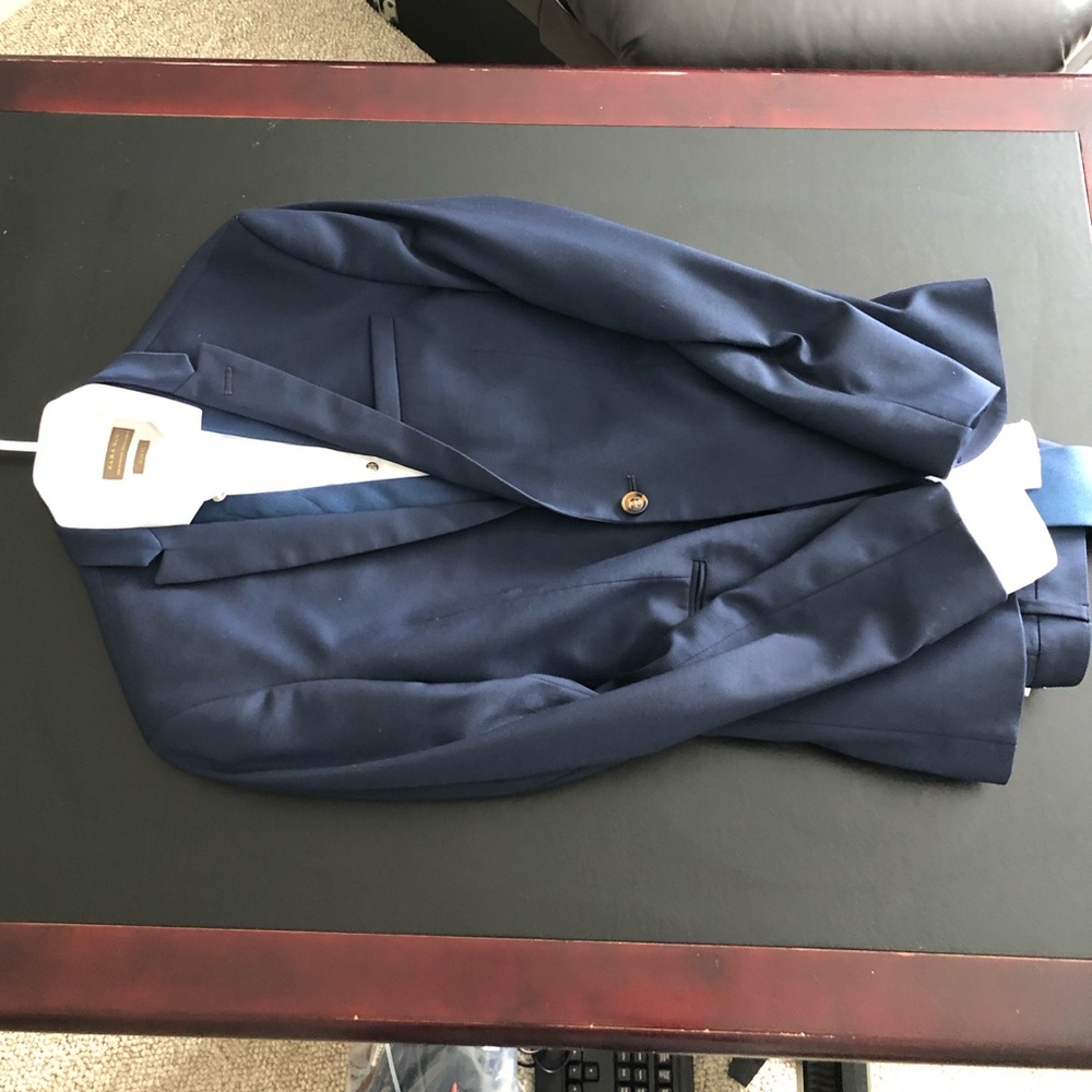 Zara suit